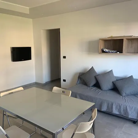 Vacanze A 30 Metri Dal Mare شقة سيلفي مارينا